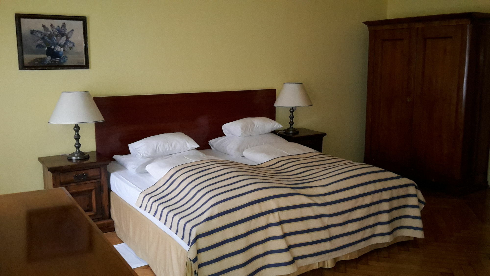 Hotel Apartment Rothensteiner Wina Bagian luar foto
